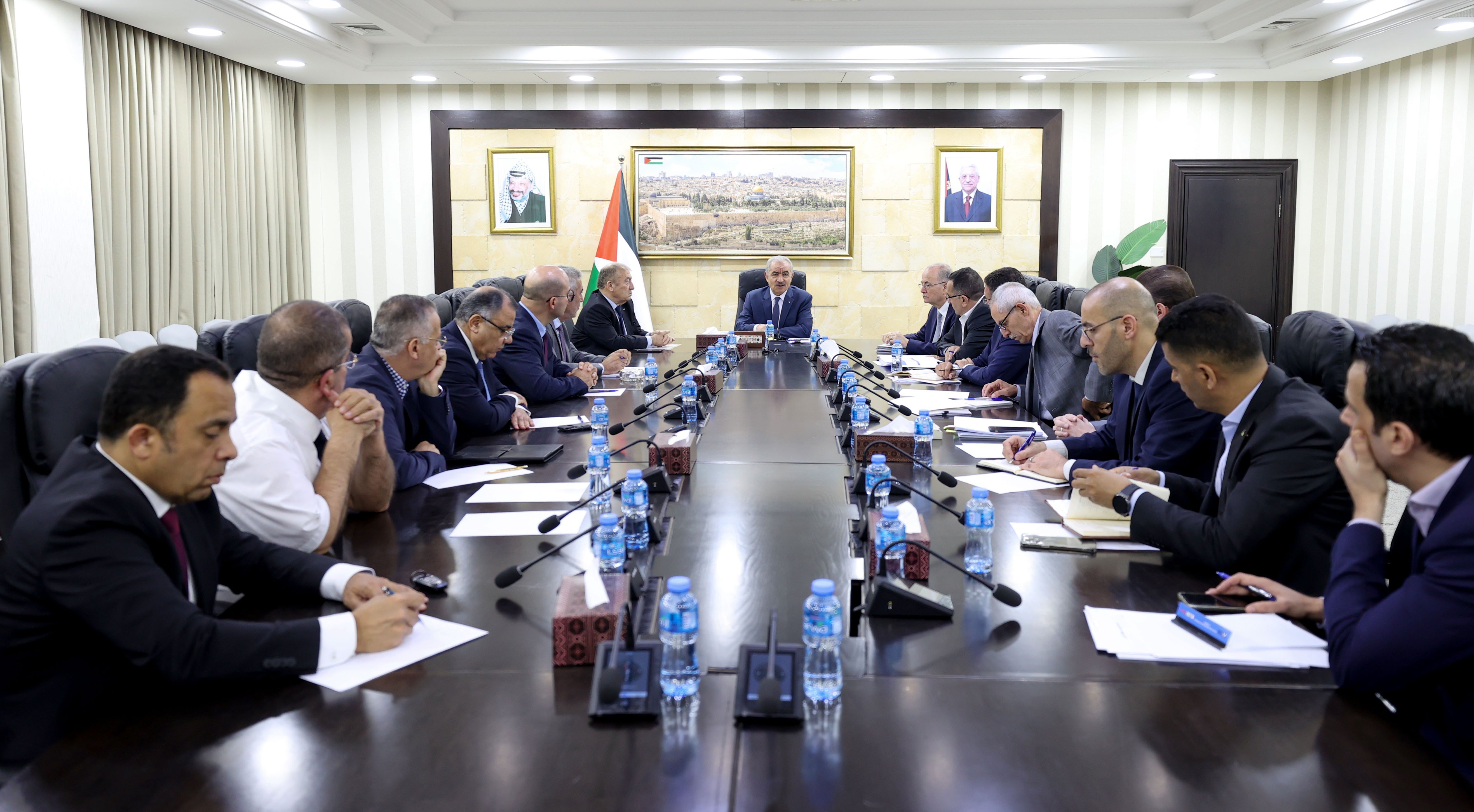 اشتية يترأس اجتماعا لبحث التصدي للخصومات الإسرائيلية الجديدة