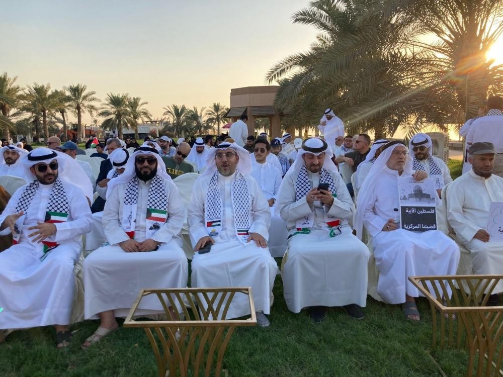 وقفة بالكويت تطالب بكسر الحصار عن غزة