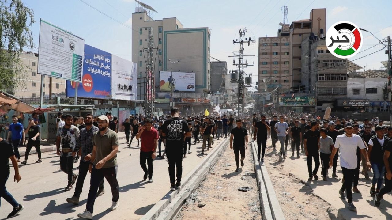 إثر انفجار جسم مشبوه