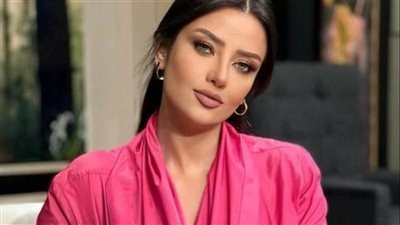 رضوى الشربيني تدافع عن أسما شريف منير بحرارة