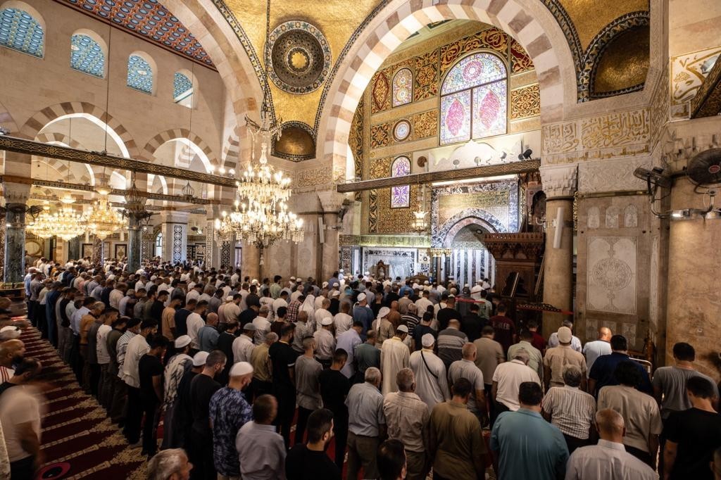 بالصور: إقامة صلاة الغائب في "الأقصى" على شهداء زلزال المغرب