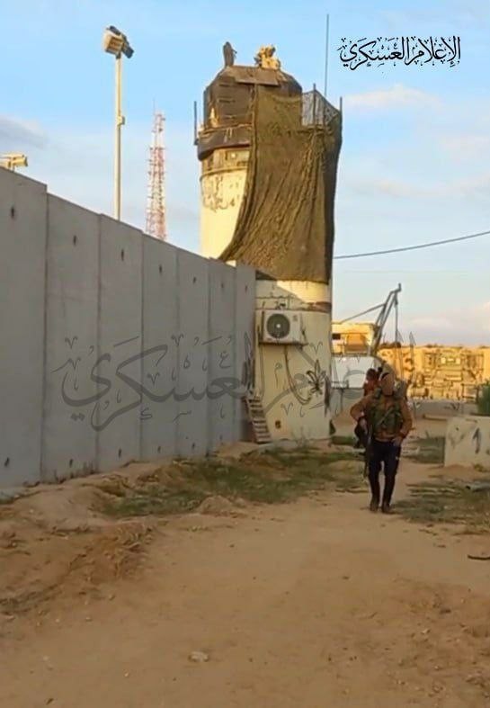 العبري: "لا زال هناك مسحلين بالغلاف"