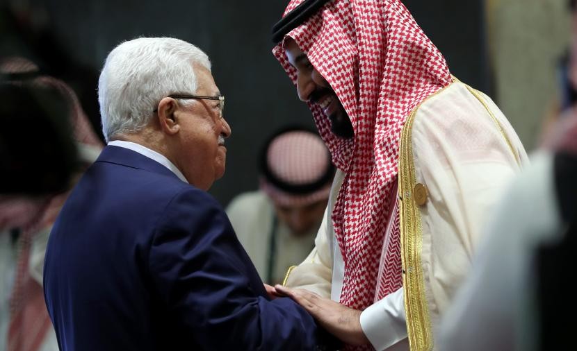 طالع فحوى برقية بعثها الرئيس عباس إلى ولي العهد السعودي