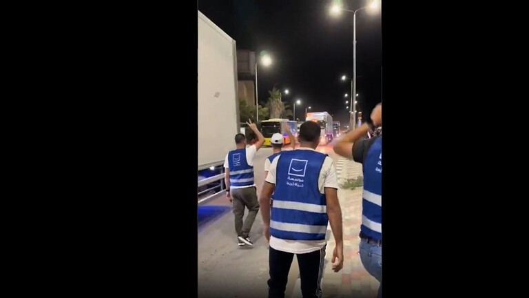 شاحنات مصرية ضخمة تتوجه نحو فلسطين بقرار من السيسي