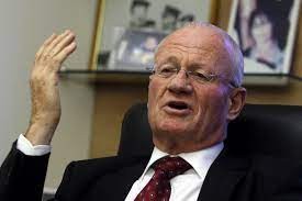 رئيس الموساد الأسبق لقناة إسرائيلية: حماس تجهز لنا مصيدة إستراتيجية ويجب تدمير مستشفى الشفاء