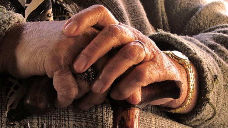 الإحصاء يُصدر بيانًا في اليوم العالمي للمسنين