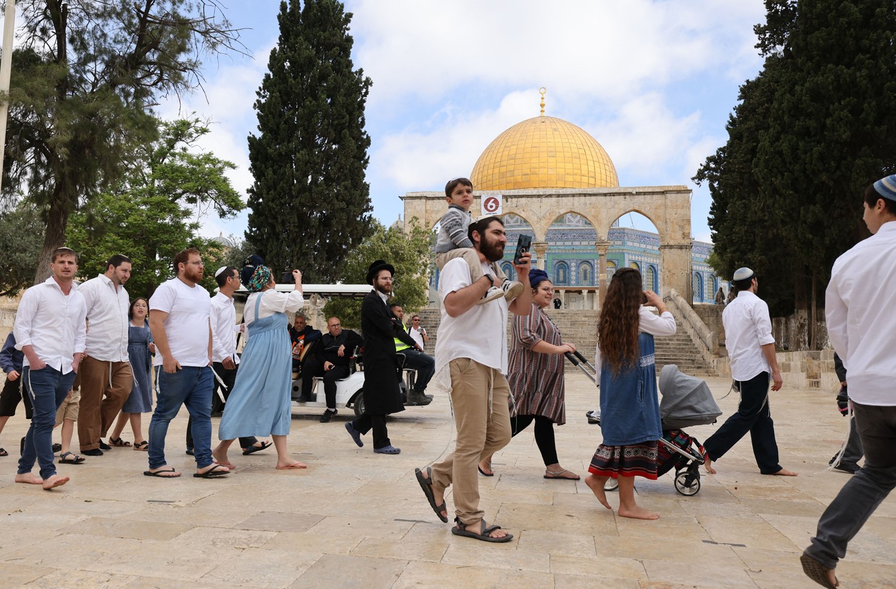 مستوطنون يقتحمون "الأقصى"