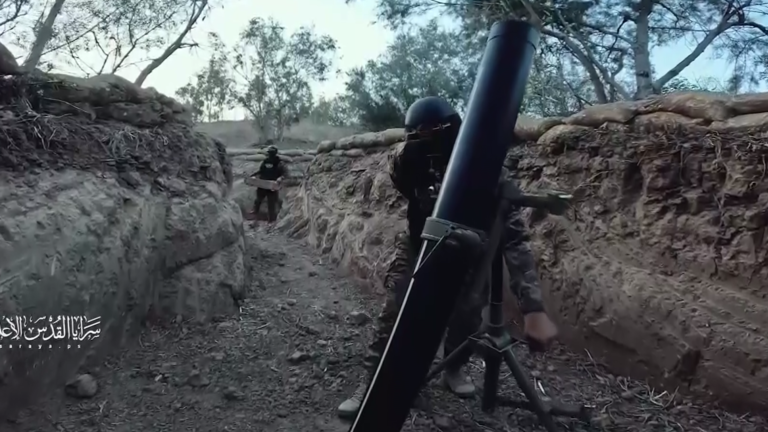 "سرايا القدس" تعلن استهداف قوة مدرعة وقوة راجلة إسرائيلية في حي الزيتون بشمال شرق قطاع غزة