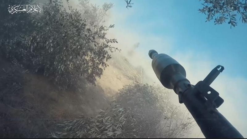 كتائب القسام تعلن تدمير 4 آليات إسرائيلية على مشارف مخيم الشاطئ وحي الشيخ رضوان بقذائف "الياسين 105"