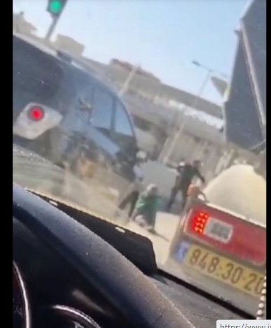 الاحتلال يطلق النار على فتاة قرب حاجز قلنديا