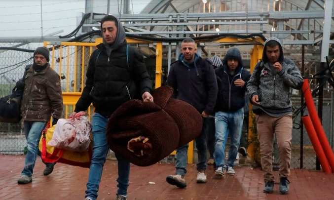 اسرائيل تعيد 23 ألف عامل للعمل في الداخل ومؤشرات على زيادة العدد