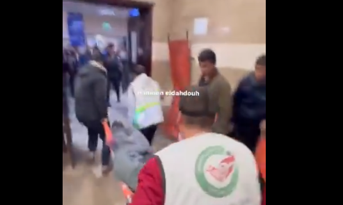 4 شهداء وعشرات المصابين بغارات إسرائيلية غرب خان يونس