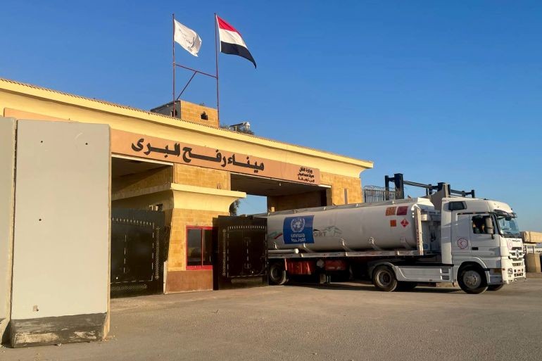 السيسي يتهم إسرائيل بعرقلة وصول المساعدات إلى غزة