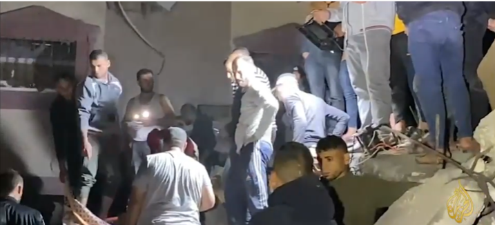 40 شهيدا بقصف إسرائيلي على وسط قطاع غزة وجنوبه