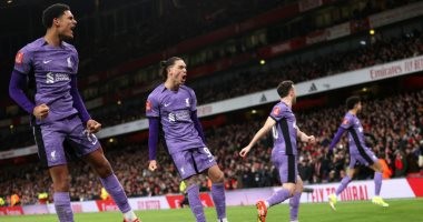ليفربول يتخطى ارسنال بهدفين نظيفين