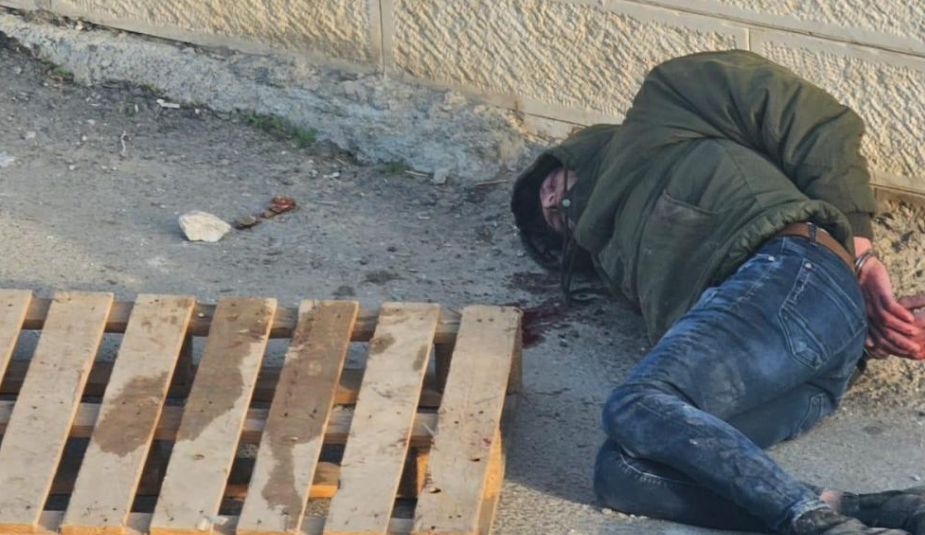 الاحتلال يهدم بناية لعائلة شقيرات في جبل المكبر بالقدس