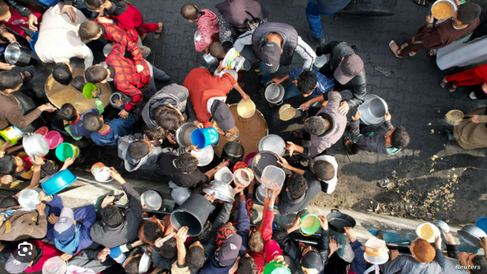 الأورومتوسطي: قتل "إسرائيل" مدنيين أثناء انتظارهم المساعدات في غزة تكريس لحرب التجويع والإبادة