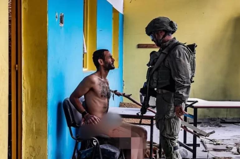 تفاصيل جديدة عن اعتقال أبو حليمة الذي ظهر عاريا أمام جندي الاحتلال