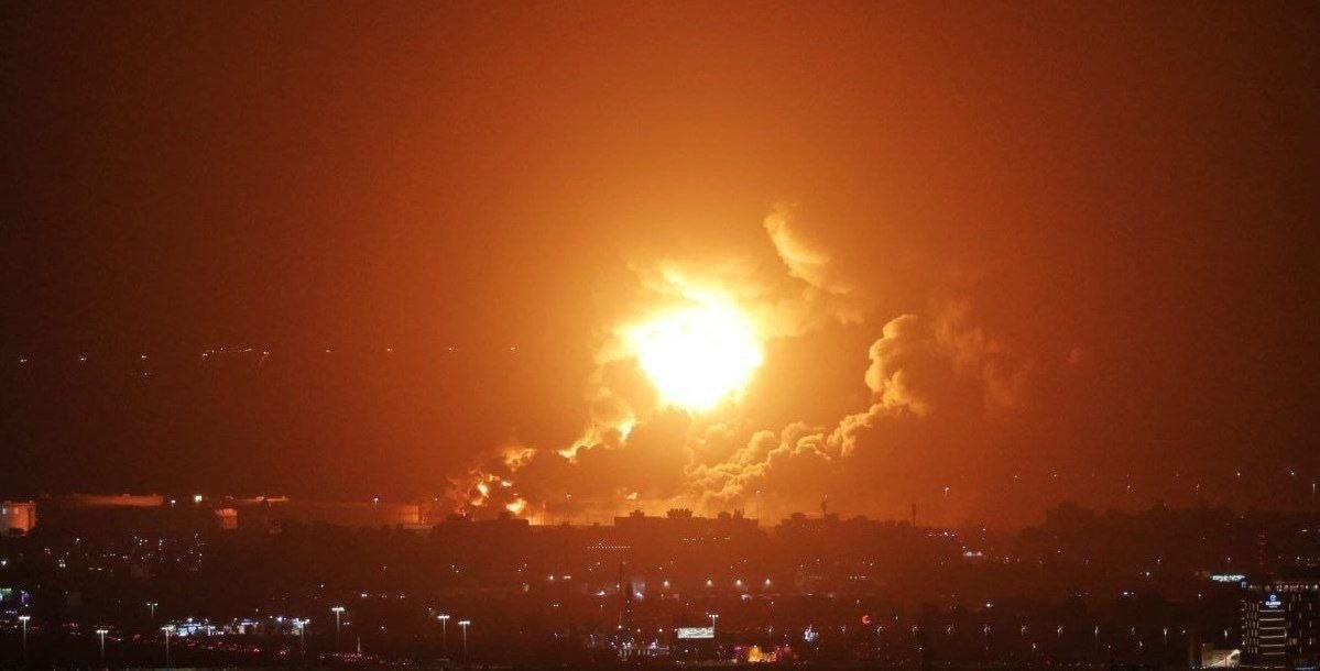 اليمن: عدوان أميركي - بريطاني يستهدف صنعاء وعدداً من المحافظات