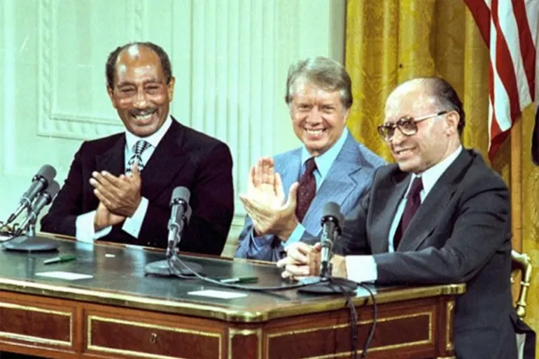 بعد الحديث عن محور فيلادلفيا.. هل يقوض اجتياح رفح اتفاقية كامب ديفيد؟