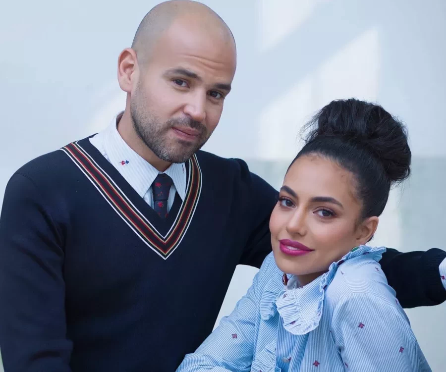 أبو يطرح الأغنية الرسمية لفيلم السيستم بمشاركة زوجته لأول مرة