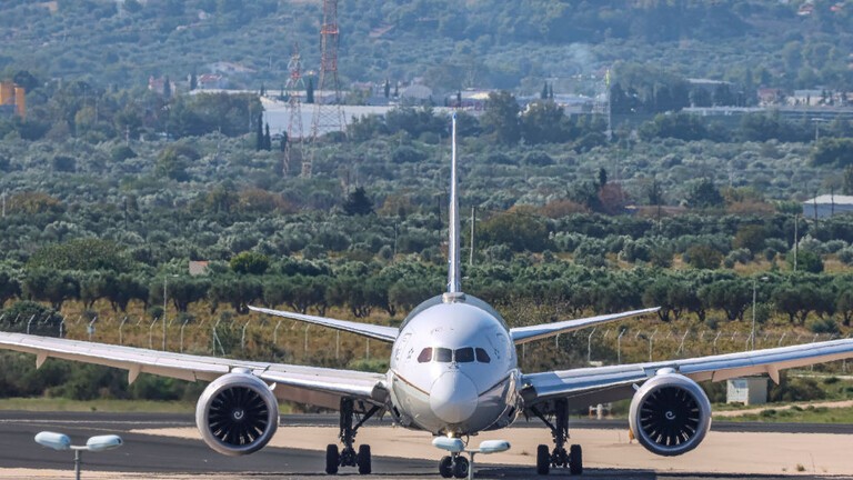 طيار سعودي يكشف كيف نجت طائرة الخطوط القطرية من كارثة الاصطدام في الصومال