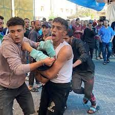 شهيد برصاص القناصة قرب مجمع الشفاء وانتشال شهيدين بالصيرة