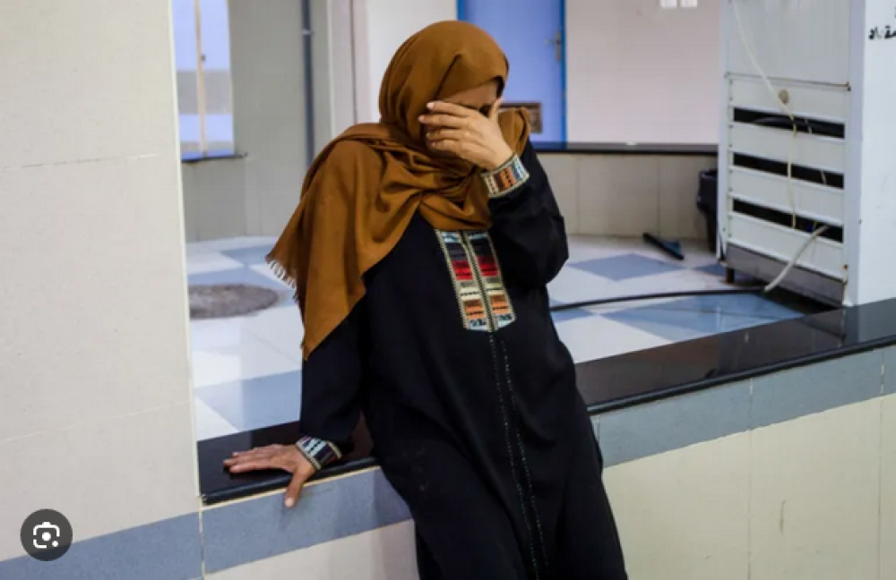 مأساة النساء الحوامل في غزة.. ولادات في الخيام وغياب للعناية الصحية