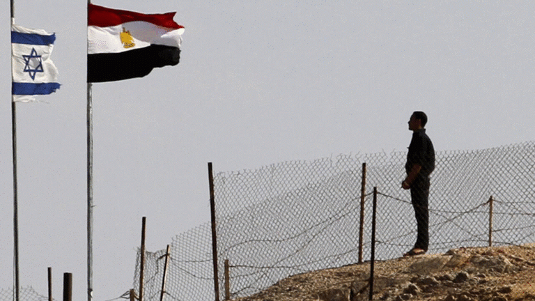 محلل يعلق على مزاعم تقديم إسرائيل ضمانات أمنية لمصر مقابل السيطرة على محور فيلادلفيا