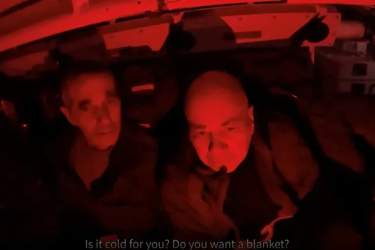 الأسيران اللذان حررتهما إسرائيل: كنا عند عائلة في رفح ولم نتعرض للتعذيب