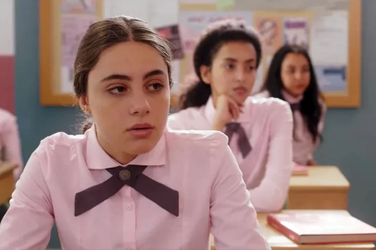 مسلسل "مدرسة الروابي للبنات 2".. هكذا تؤثر الشبكات الاجتماعية في حياة المراهقات