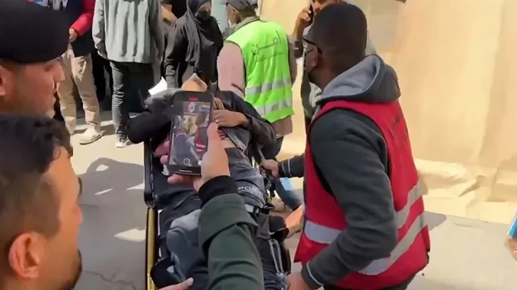 استهداف إسرائيلي جديد لمنتظري المساعدات على دوار الكويت بغزة