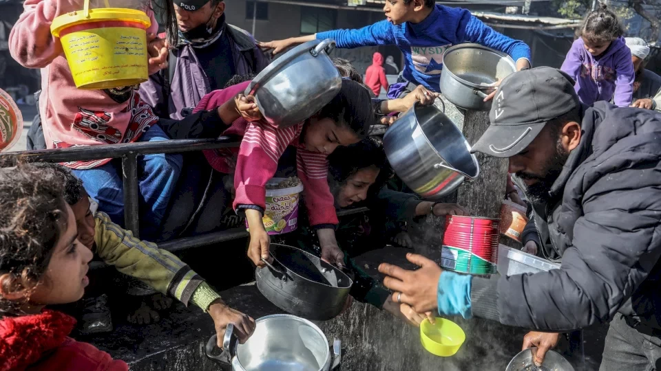 ارتفاع ضحايا سوء التغذية والجفاف في قطاع غزة إلى 25