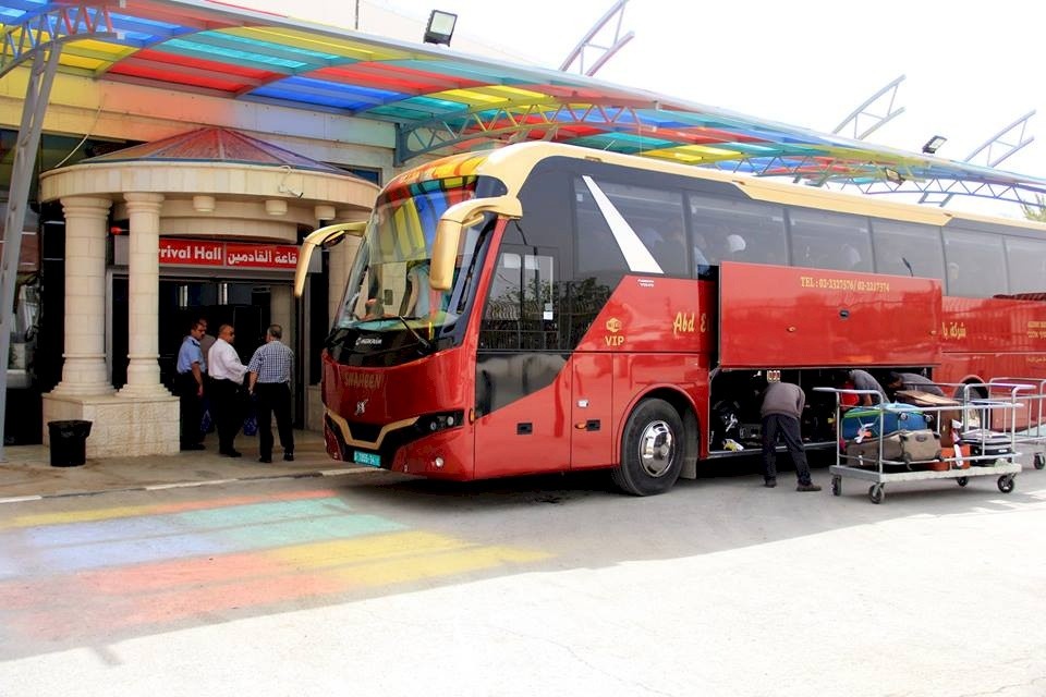 المعابر والحدود: معبر الكرامة يعمل دون جدول زمني بسبب الأوضاع الراهنة