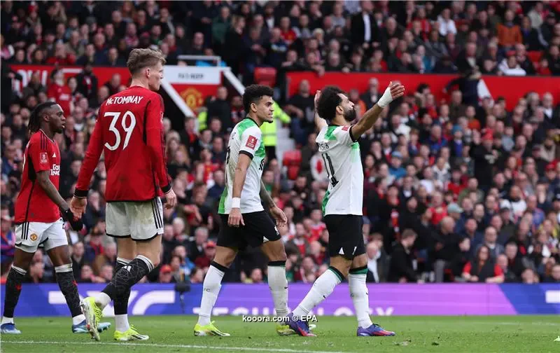 بالصور: مانشستر يونايتد يقضي على حلم ليفربول بسيناريو مجنون