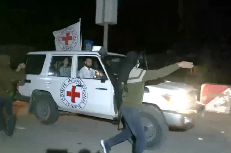 مصادر : إسرائيل ترفض وقف الحرب وتؤيد اتفاقا على 3 مراحل