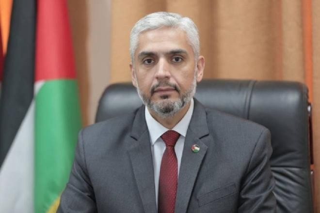 الإعلام الحكومي ينفي زعم "يديعوت" إعدام الأمن مخاتير عائلات بغزة