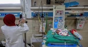 ارتفاع عدد الأطفال ضحايا الجوع بمستشفى كمال عدوان إلى 15