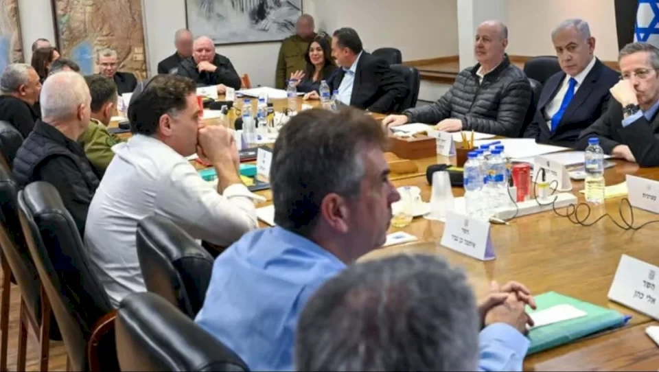 تشكيك إسرائيلي بنوايا حماس وخلافات في الآراء بشأن موقف الحركة