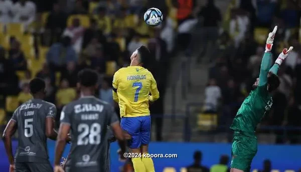 بالصور : الرائد يعمق جراح النصر في مباراة فرص كريستيانو الضائعة