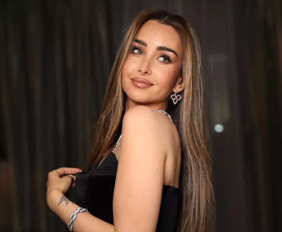 هنا الزاهد تتقدم ببلاغ عاجل إلى الشرطة.. فقدت الملايين