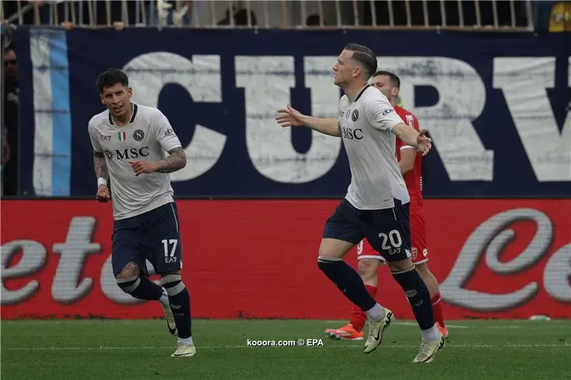 بالصور: نابولي يعاقب مونزا بفوز مثير