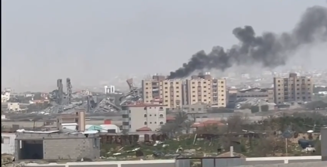 شهيدان جراء قصف إسرائيلي استهدف سيارة بمخيم النصيرات وسط غزة