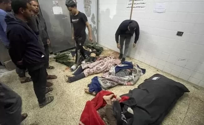 14 شهيدا من عائلة واجدة في مخيم النصيرات ليلة عيد الفطر