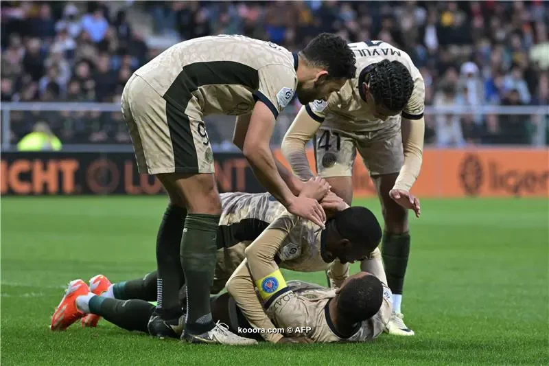 بالصور : ببصمة مبابي وديمبلي.. باريس يستعرض أمام لوريان