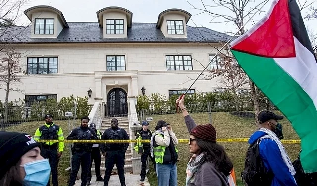 إسرائيل تحذر ممثلياتها الدبلوماسية حول العالم من "موجة معادية"