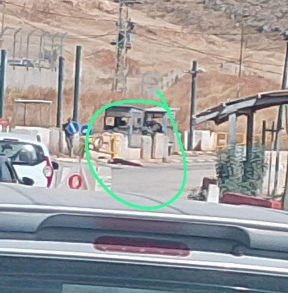 إصابة فتاة بجراح خطيرة برصاص الاحتلال على حاجز عسكري في الأغوار