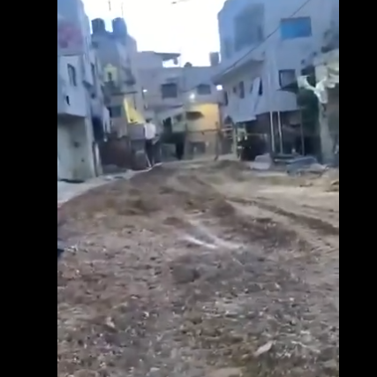 آليات الاحتلال تقوم بتجريف البنية التحتية في جنين