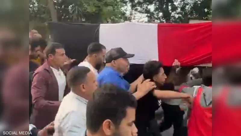 تشييع جثمان الجندي المصري الذي استشهد عند معبر رفح