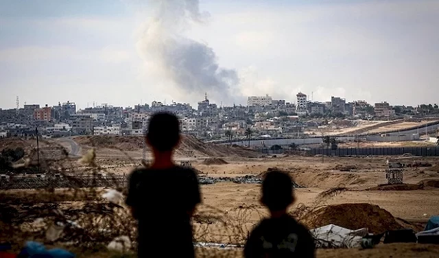 35 شهيدا بغزة وقوات الاحتلال تقتحم مستشفى العودة وتأمر بإخلائه